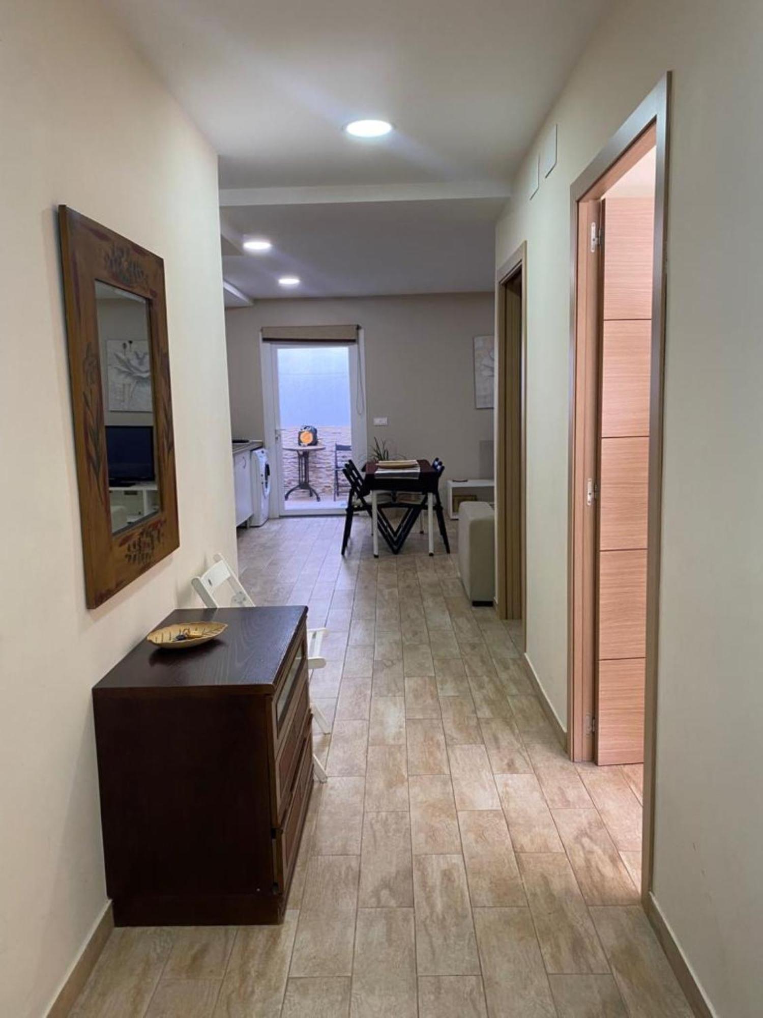 Apartamentos Albeniz 阿尔赫西拉斯 外观 照片